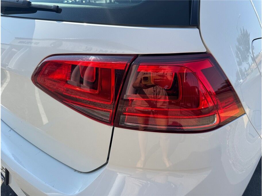 2016 Volkswagen e-Golf SE Hatchback Sedan 4D Folsom CA