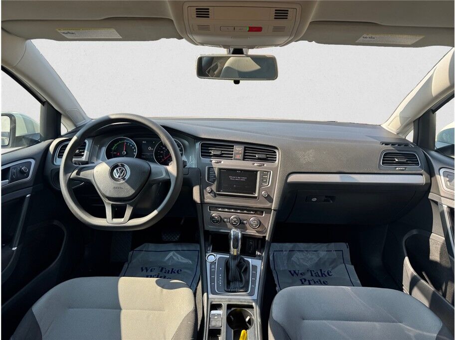 2016 Volkswagen e-Golf SE Hatchback Sedan 4D Folsom CA