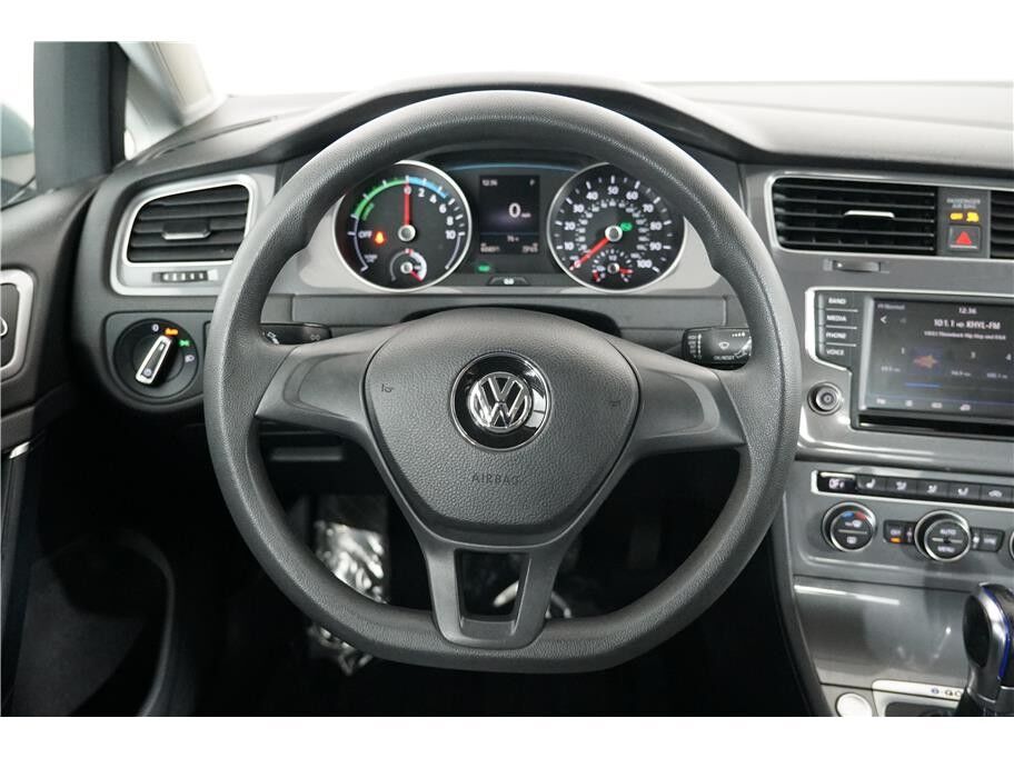2016 Volkswagen e-Golf SE Hatchback Sedan 4D Folsom CA