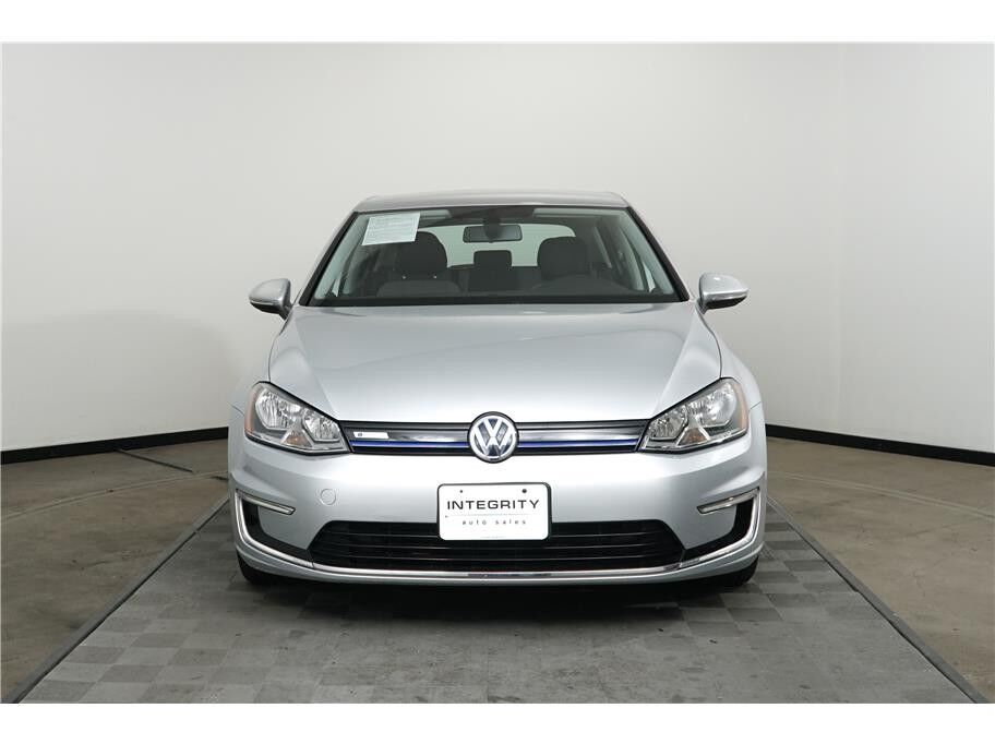 2016 Volkswagen e-Golf SE Hatchback Sedan 4D Folsom CA