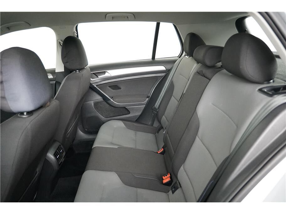 2016 Volkswagen e-Golf SE Hatchback Sedan 4D Folsom CA