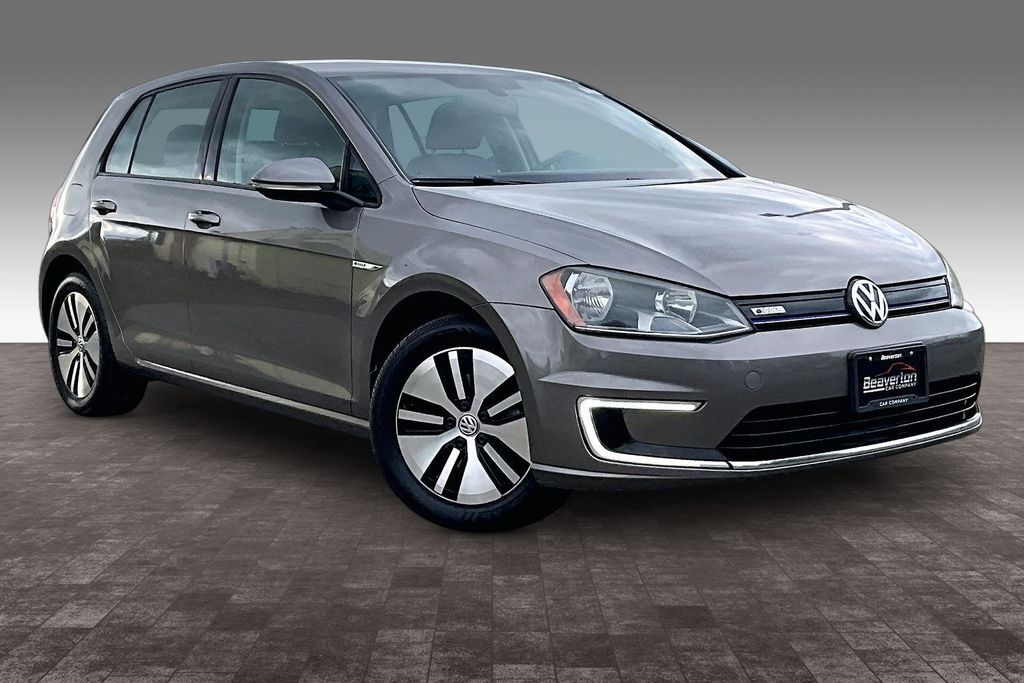 2016 Volkswagen e-Golf SE