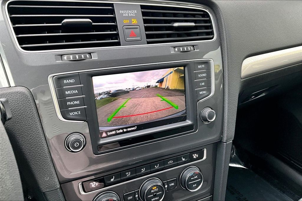 2016 Volkswagen e-Golf SE OR