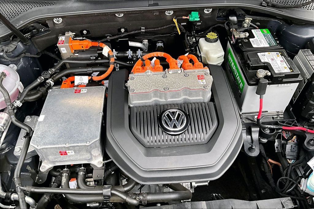 2016 Volkswagen e-Golf SE OR