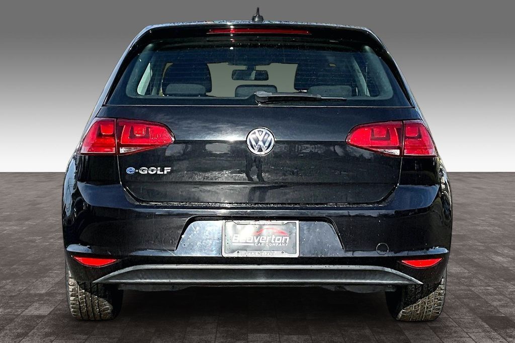 2016 Volkswagen e-Golf SE OR