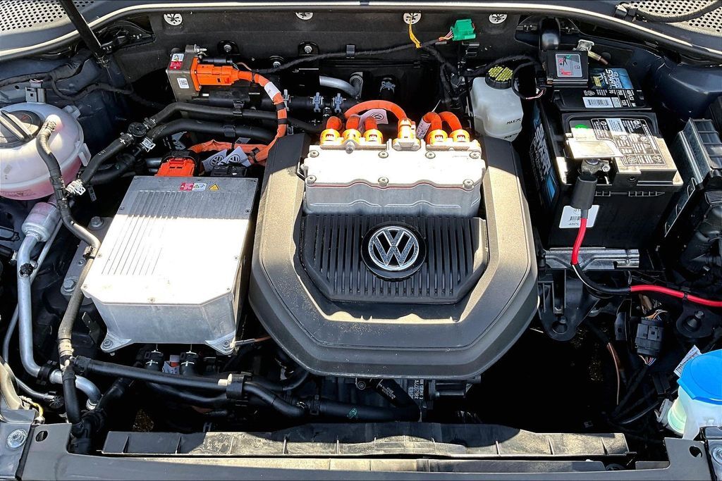2016 Volkswagen e-Golf SE OR