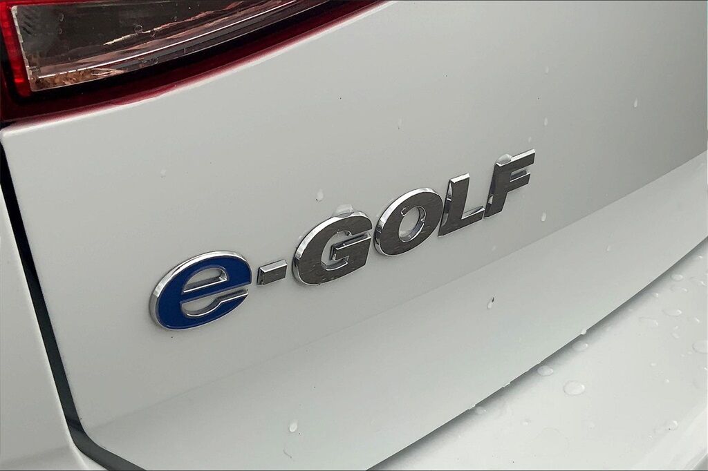 2016 Volkswagen e-Golf SE OR