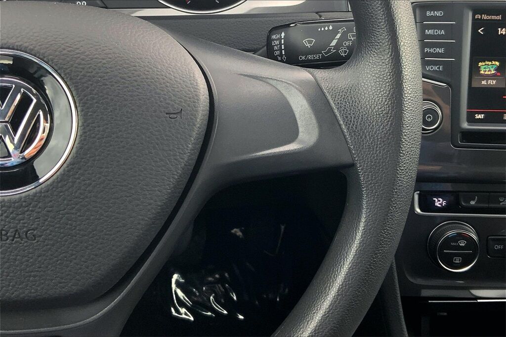 2016 Volkswagen e-Golf SE OR