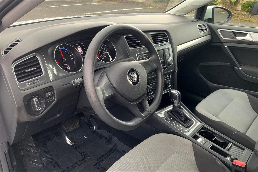 2016 Volkswagen e-Golf SE OR