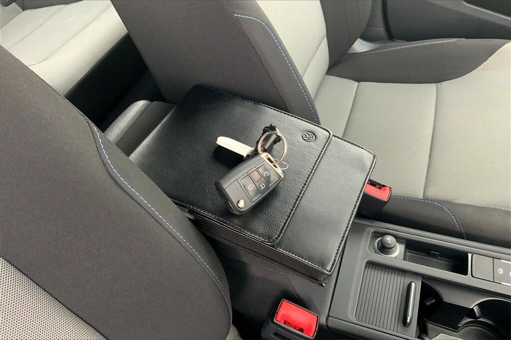2016 Volkswagen e-Golf SE OR