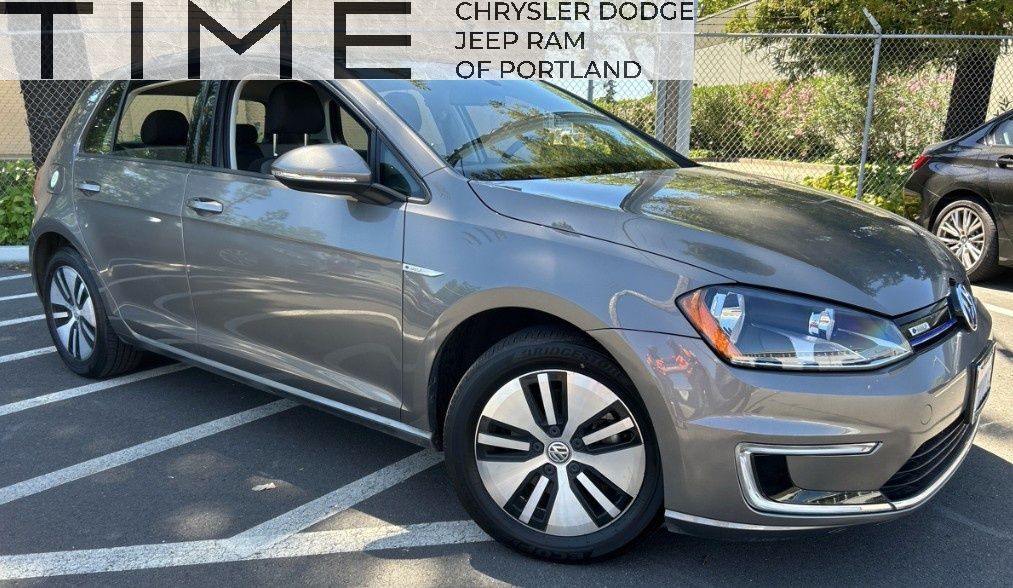 2016 Volkswagen e-Golf SE