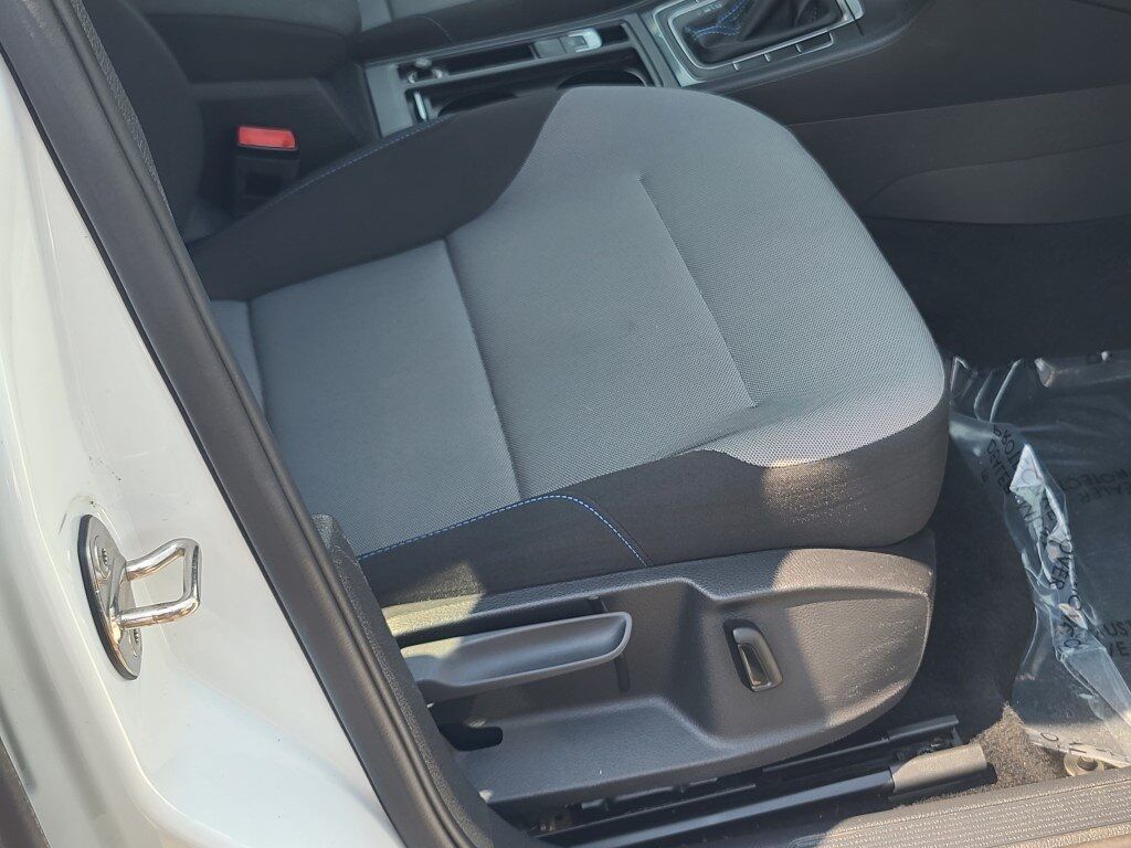 2016 Volkswagen e-Golf SE Springfield VA