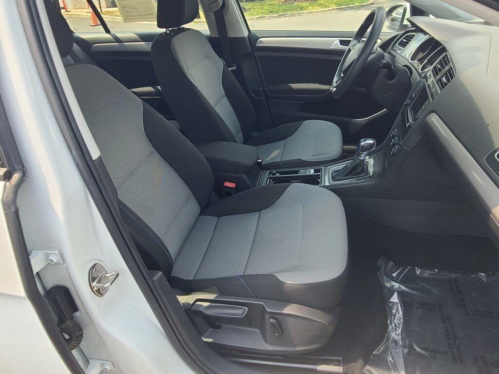 2016 Volkswagen e-Golf SE Springfield VA
