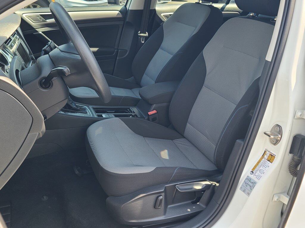 2016 Volkswagen e-Golf SE Springfield VA
