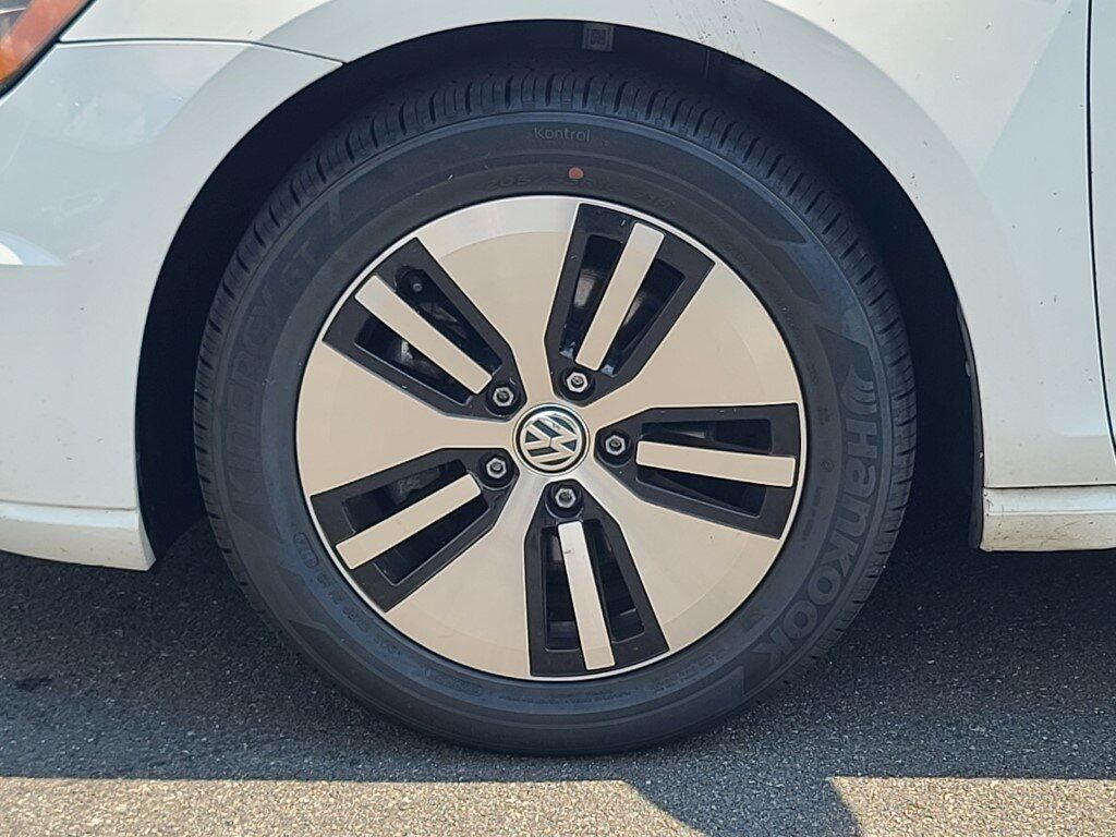 2016 Volkswagen e-Golf SE Springfield VA