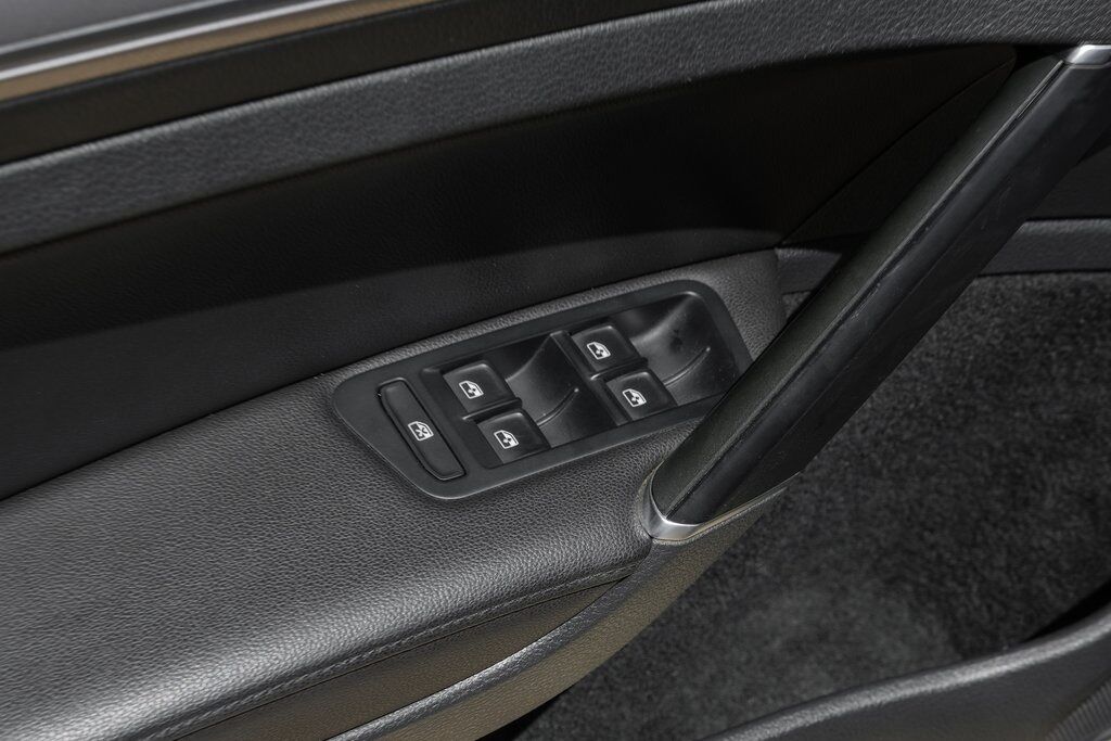 2016 Volkswagen e-Golf SEL Premium Carrollton TX