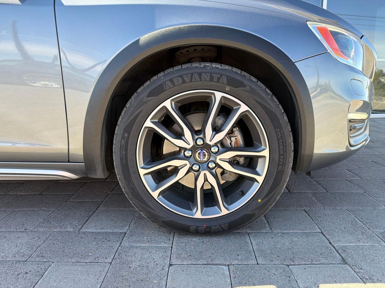2016 Volvo S60 Cross Country T5 Platinum Bend OR