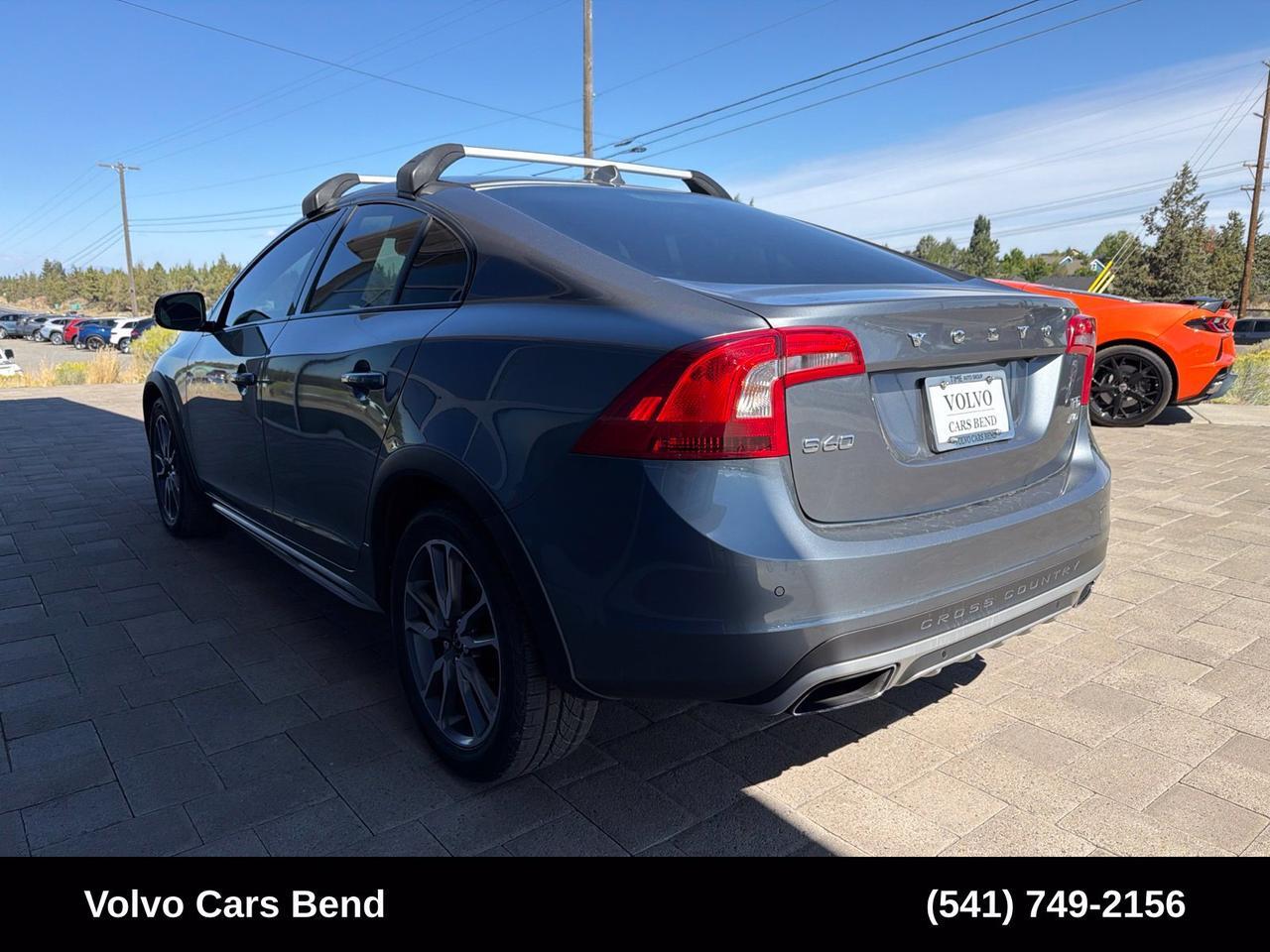 2016 Volvo S60 Cross Country T5 Platinum Bend OR