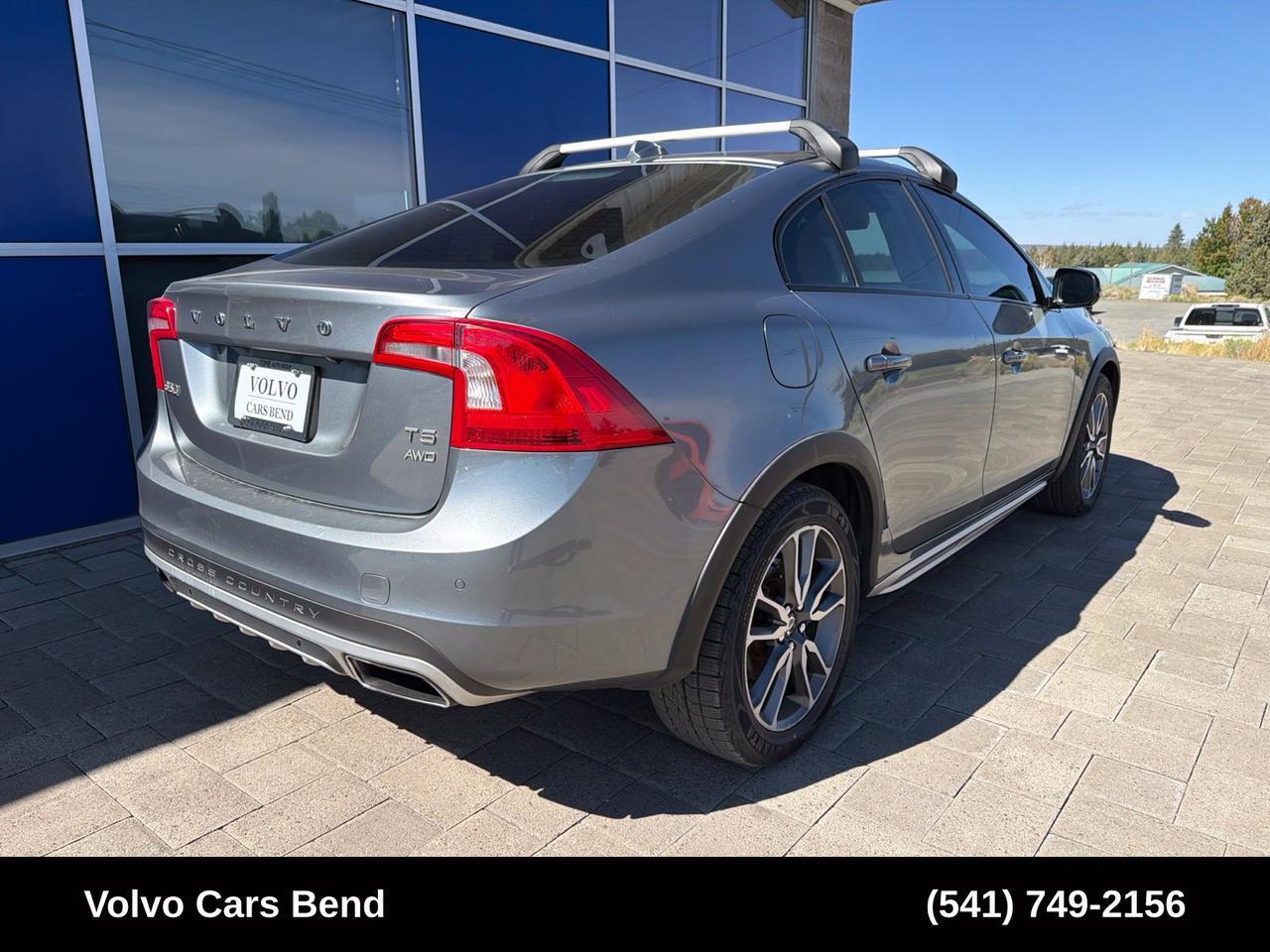 2016 Volvo S60 Cross Country T5 Platinum Bend OR