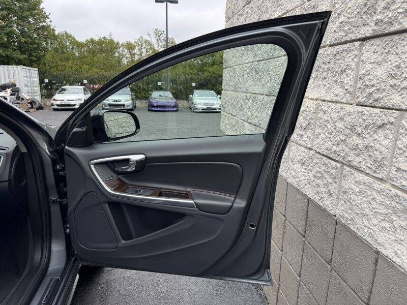 2016 Volvo S60 Cross Country T5 Platinum Willow Grove PA