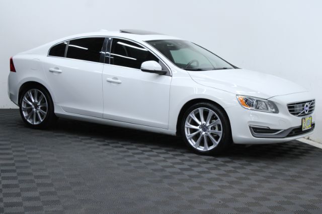 2016 Volvo S60 Inscription T5 Drive-E Platinum