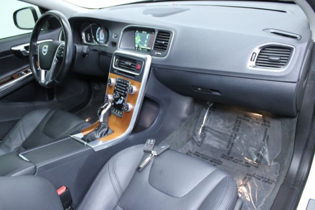 2016 Volvo S60 Inscription T5 Drive-E Platinum Chantilly VA