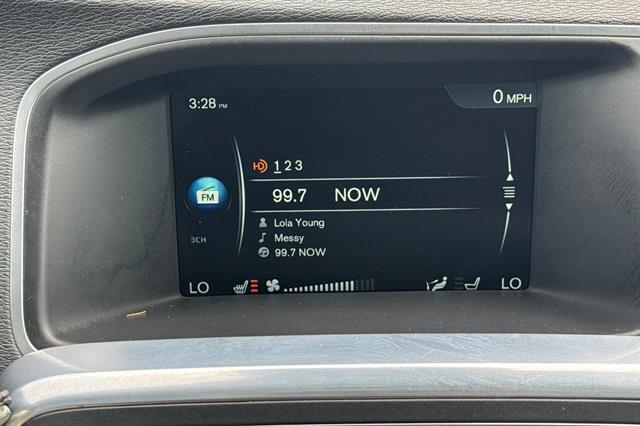 2016 Volvo S60 Inscription T5 Drive-E Platinum