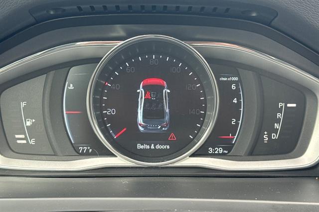 2016 Volvo S60 Inscription T5 Drive-E Platinum
