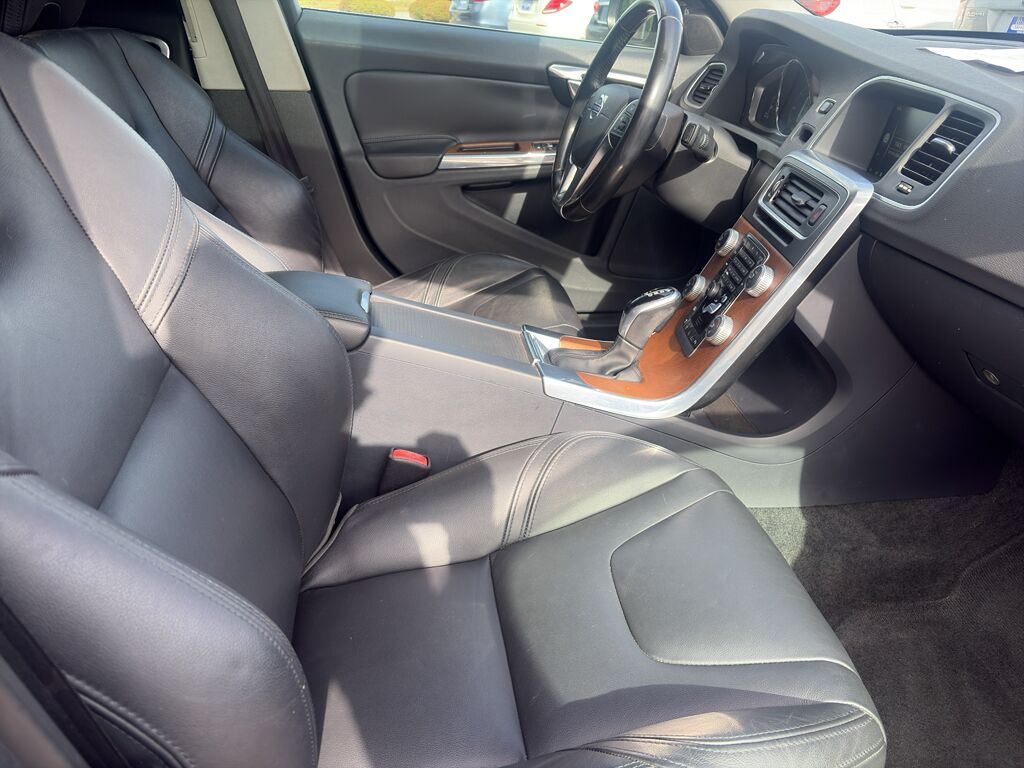 2016 Volvo S60 T5 Drive-E Platinum Wilmington NC