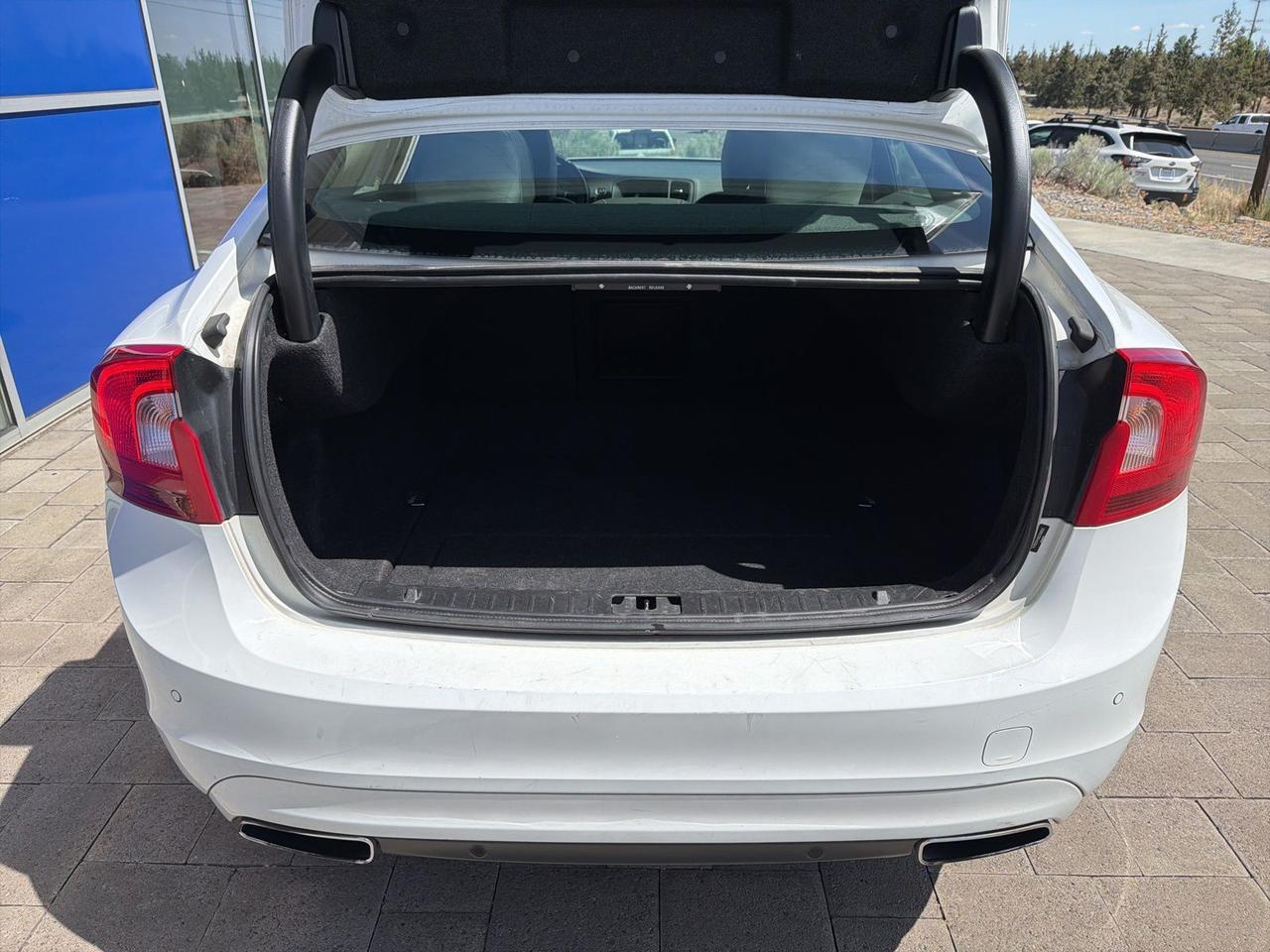2016 Volvo S60 T5 Premier Bend OR