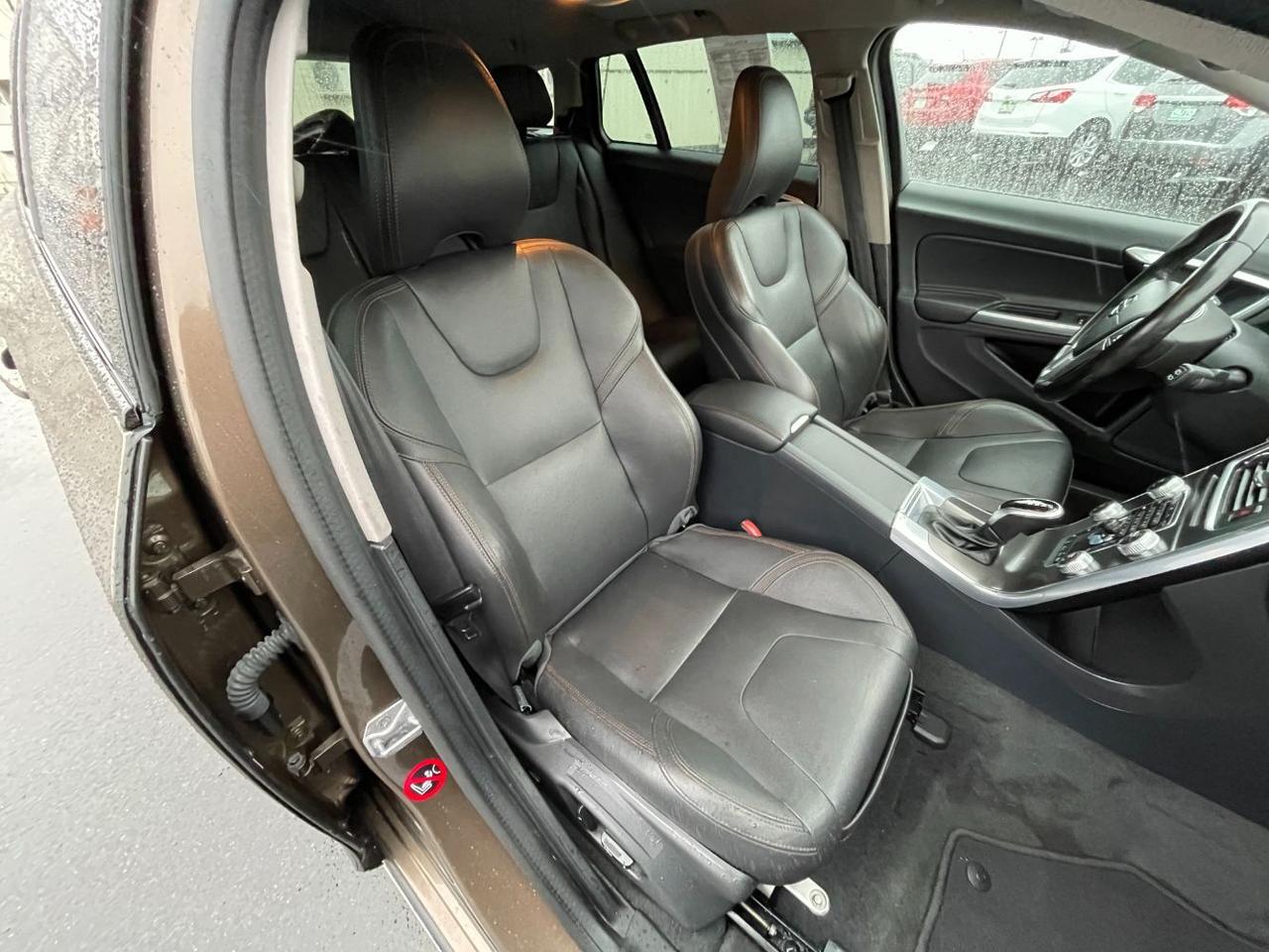 2016 Volvo V60 Cross Country T5 Platinum Spokane WA