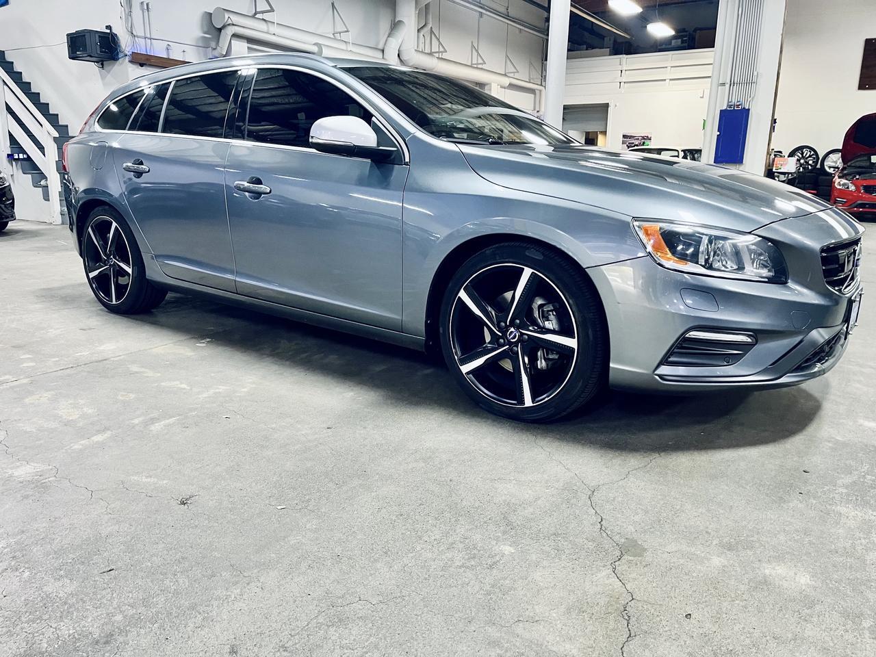 2016 Volvo V60 T6 AWD R-Design Platinum | 302hp, Harman Kardon, Adaptive Cruise, Climate Package & Back Up Cam Portland OR