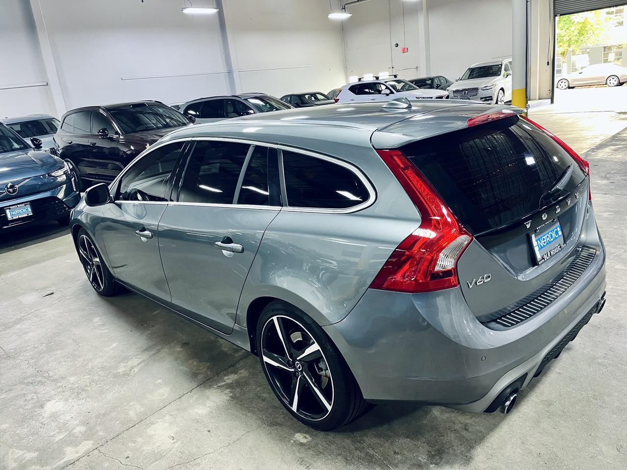 2016 Volvo V60 T6 AWD R-Design Platinum | 302hp, Harman Kardon, Adaptive Cruise, Climate Package & Back Up Cam Portland OR