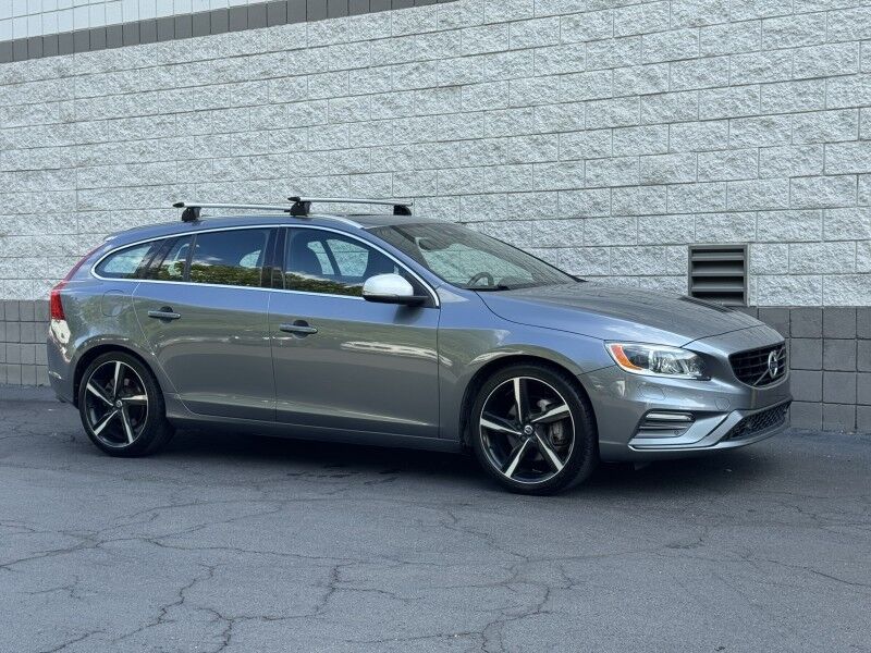 2016 Volvo V60 T6 R-Design Willow Grove PA