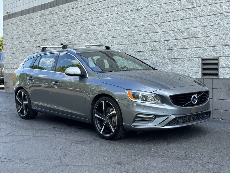 2016 Volvo V60 T6 R-Design Willow Grove PA