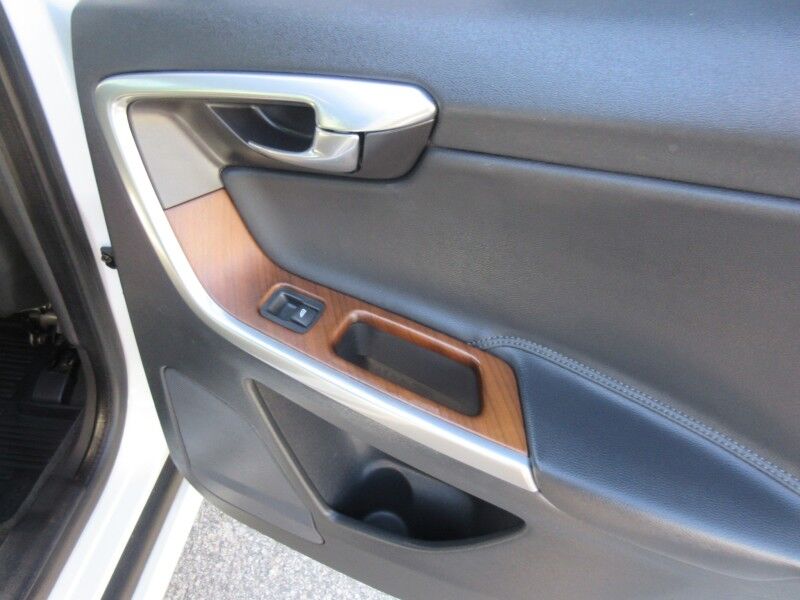 2016 Volvo XC60 FWD 4dr T5 Drive-E Premier St. George SC