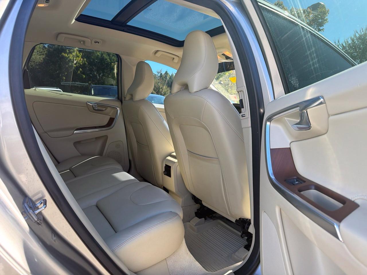 2016 Volvo XC60 T5 Drive-E Platinum Ashland VA