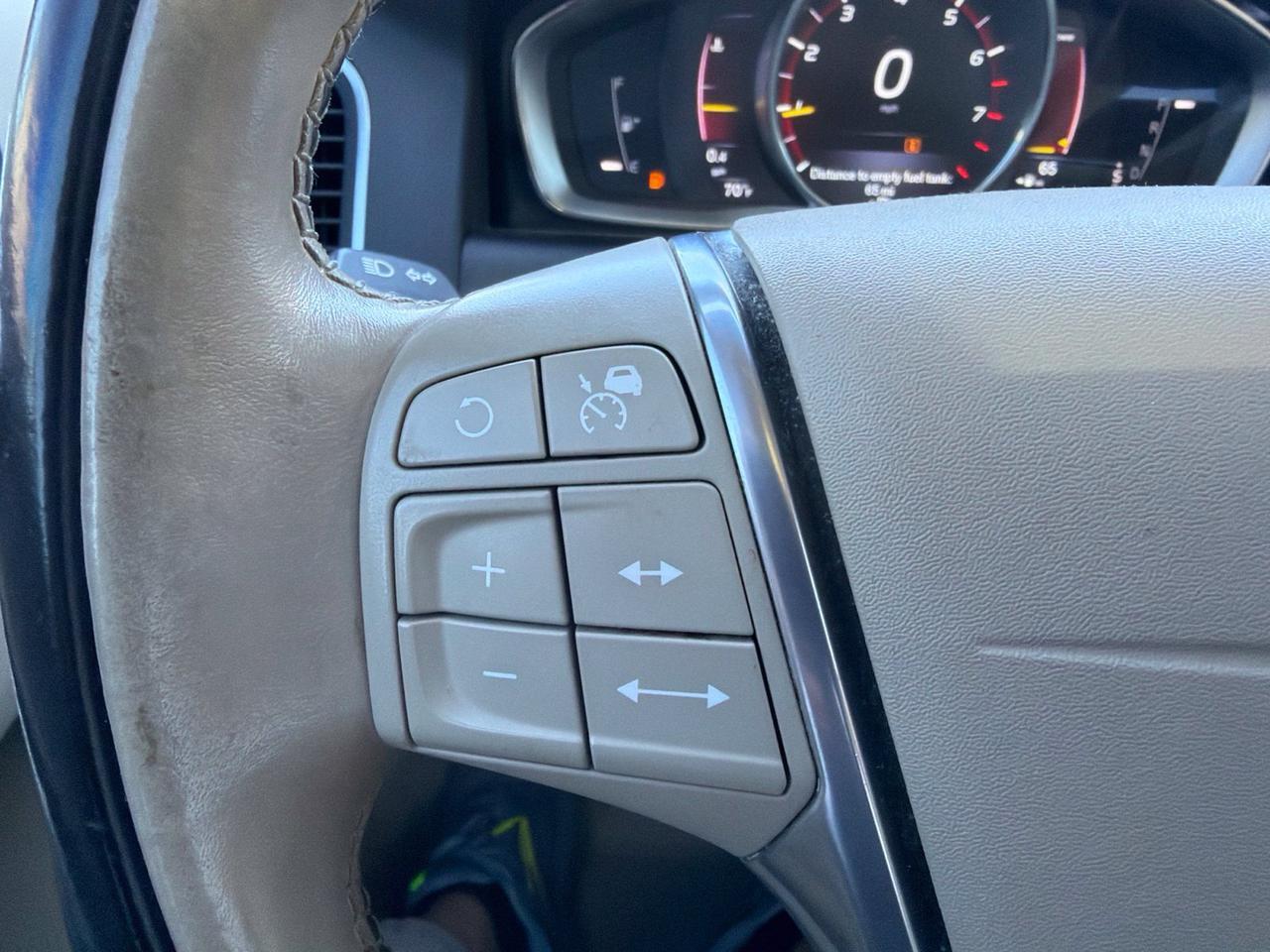 2016 Volvo XC60 T5 Drive-E Platinum Ashland VA