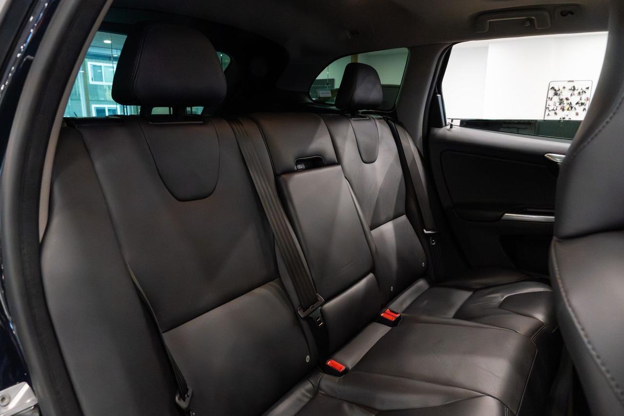 2016 Volvo XC60 T5 Drive-E Premier Gladstone OR