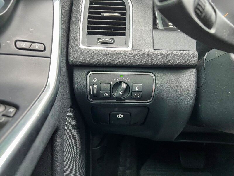 2016 Volvo XC60 T5 Drive-E Premier Wilmington NC