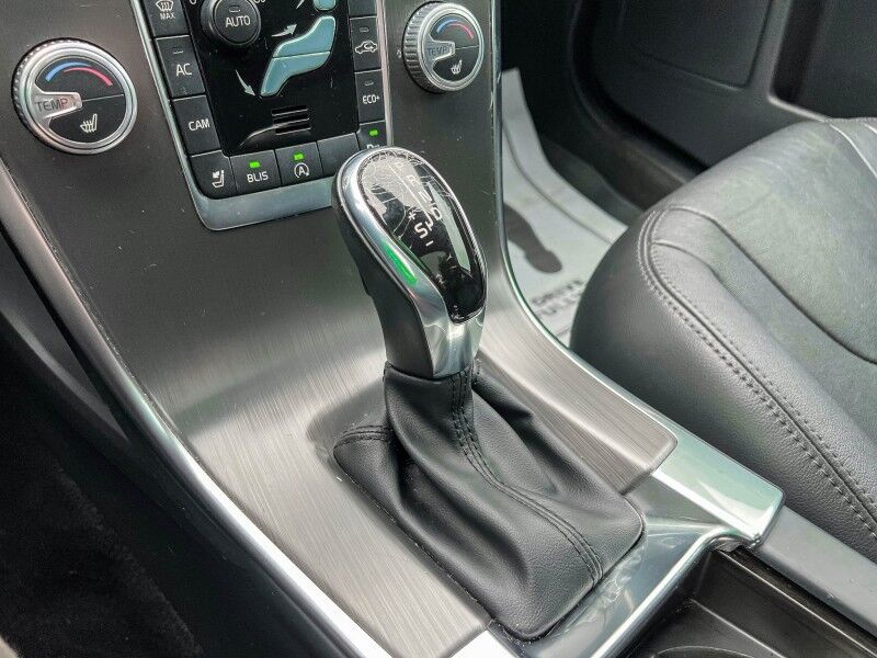 2016 Volvo XC60 T5 Drive-E Premier Wilmington NC
