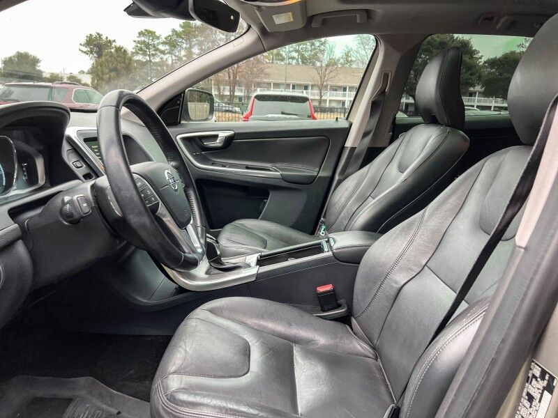 2016 Volvo XC60 T5 Drive-E Premier Wilmington NC