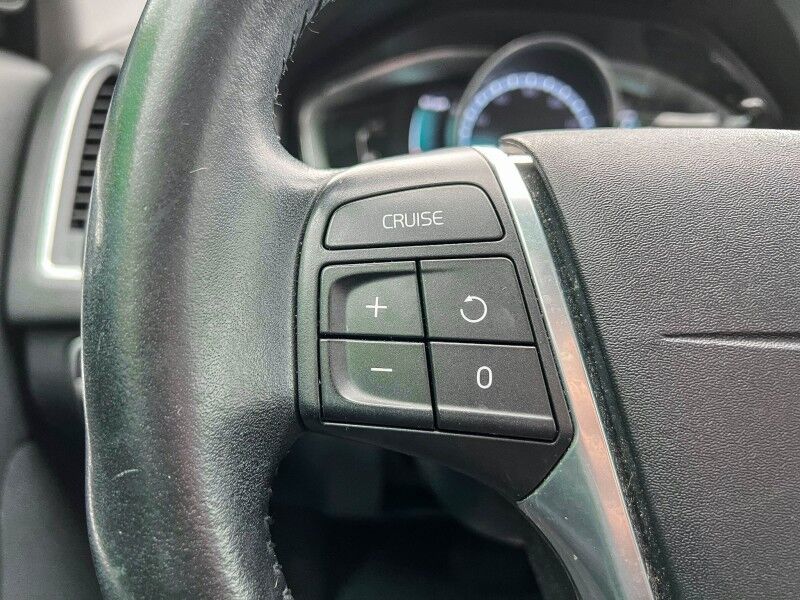 2016 Volvo XC60 T5 Drive-E Premier Wilmington NC