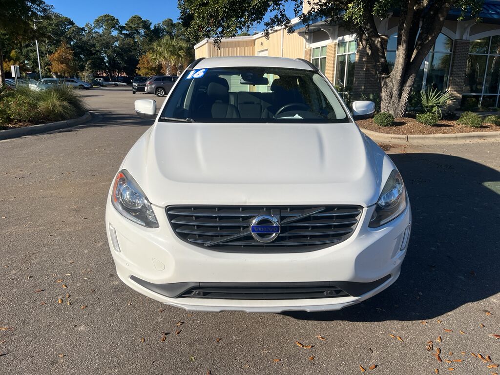 2016 Volvo XC60 T5 Drive-E