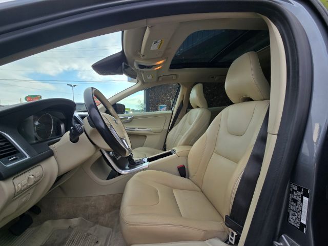 2016 Volvo XC60 T5 Platinum Saint Joseph MO