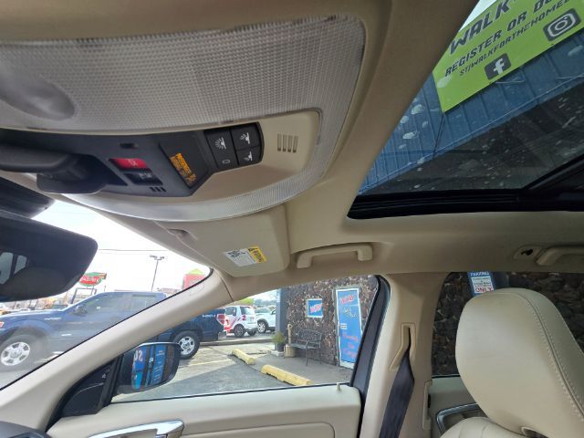 2016 Volvo XC60 T5 Platinum Saint Joseph MO