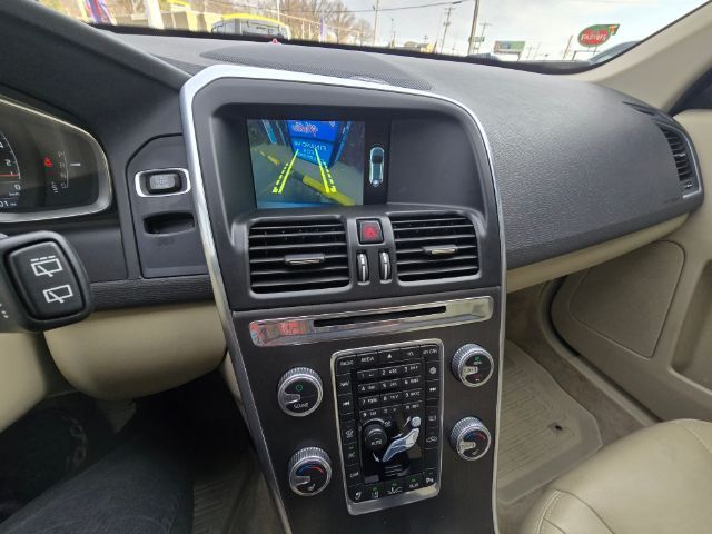 2016 Volvo XC60 T5 Platinum Saint Joseph MO