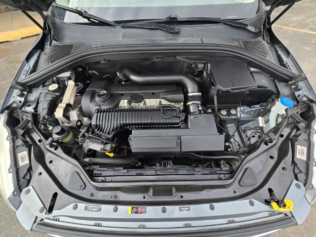 2016 Volvo XC60 T5 Platinum Saint Joseph MO