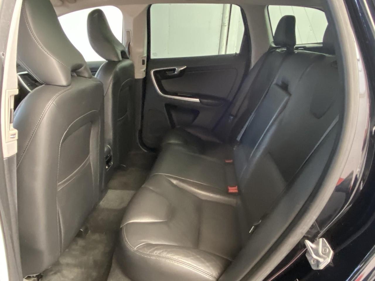 2016 Volvo XC60 T6 Drive-E Platinum Richmond Hill NY