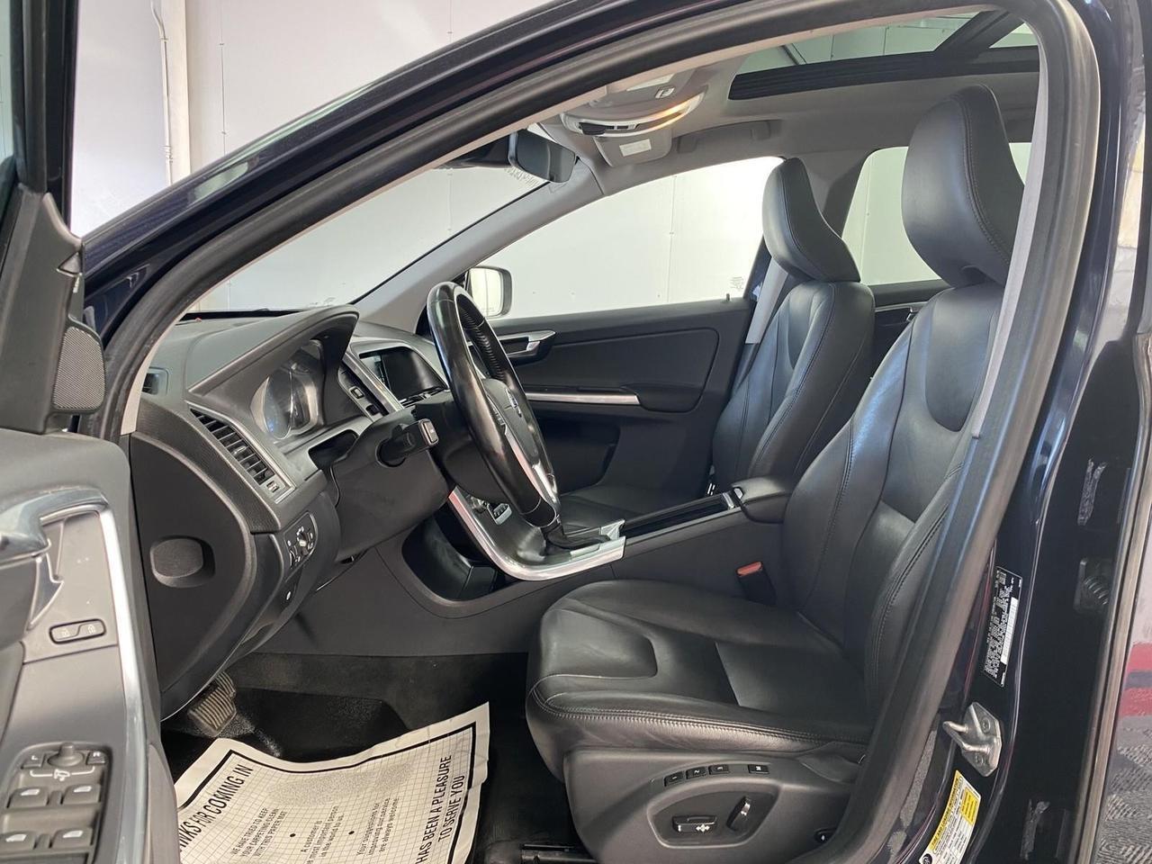 2016 Volvo XC60 T6 Drive-E Platinum Richmond Hill NY